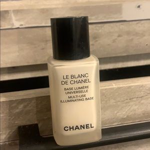 Chanel primer